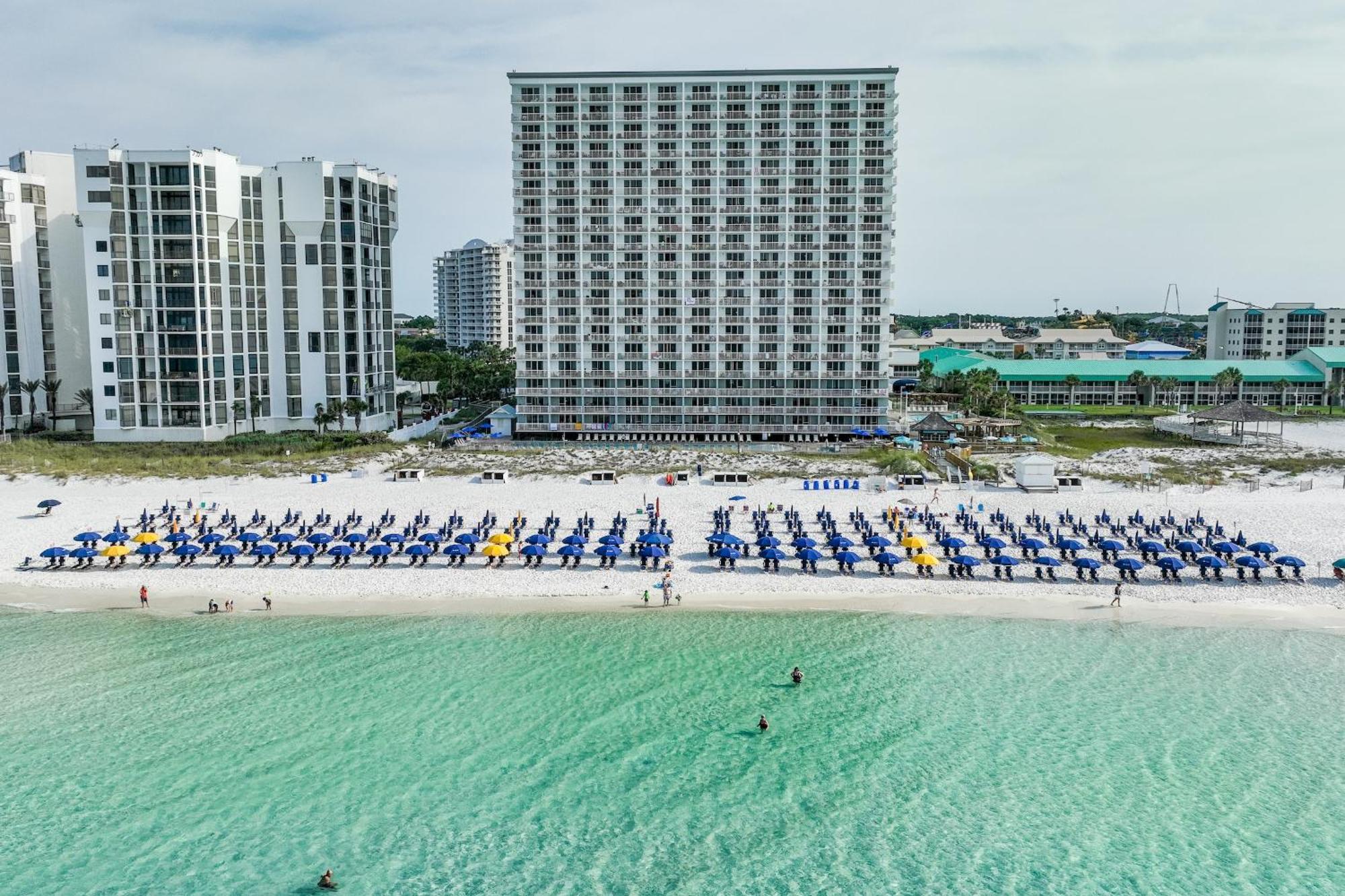 Pelican Beach Resort Destin Bagian luar foto
