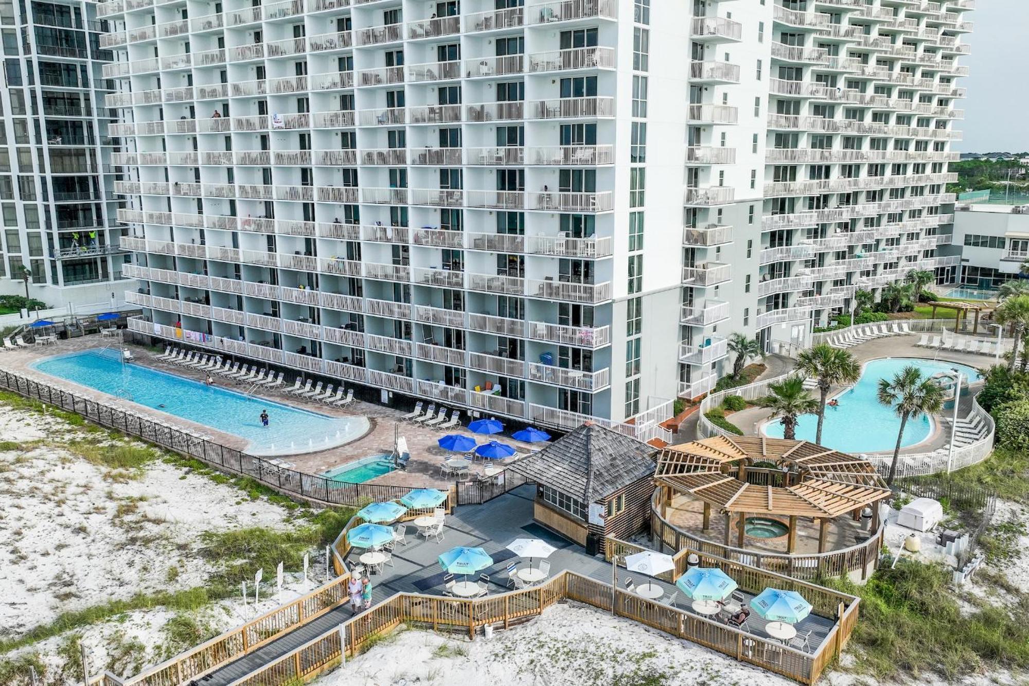 Pelican Beach Resort Destin Bagian luar foto