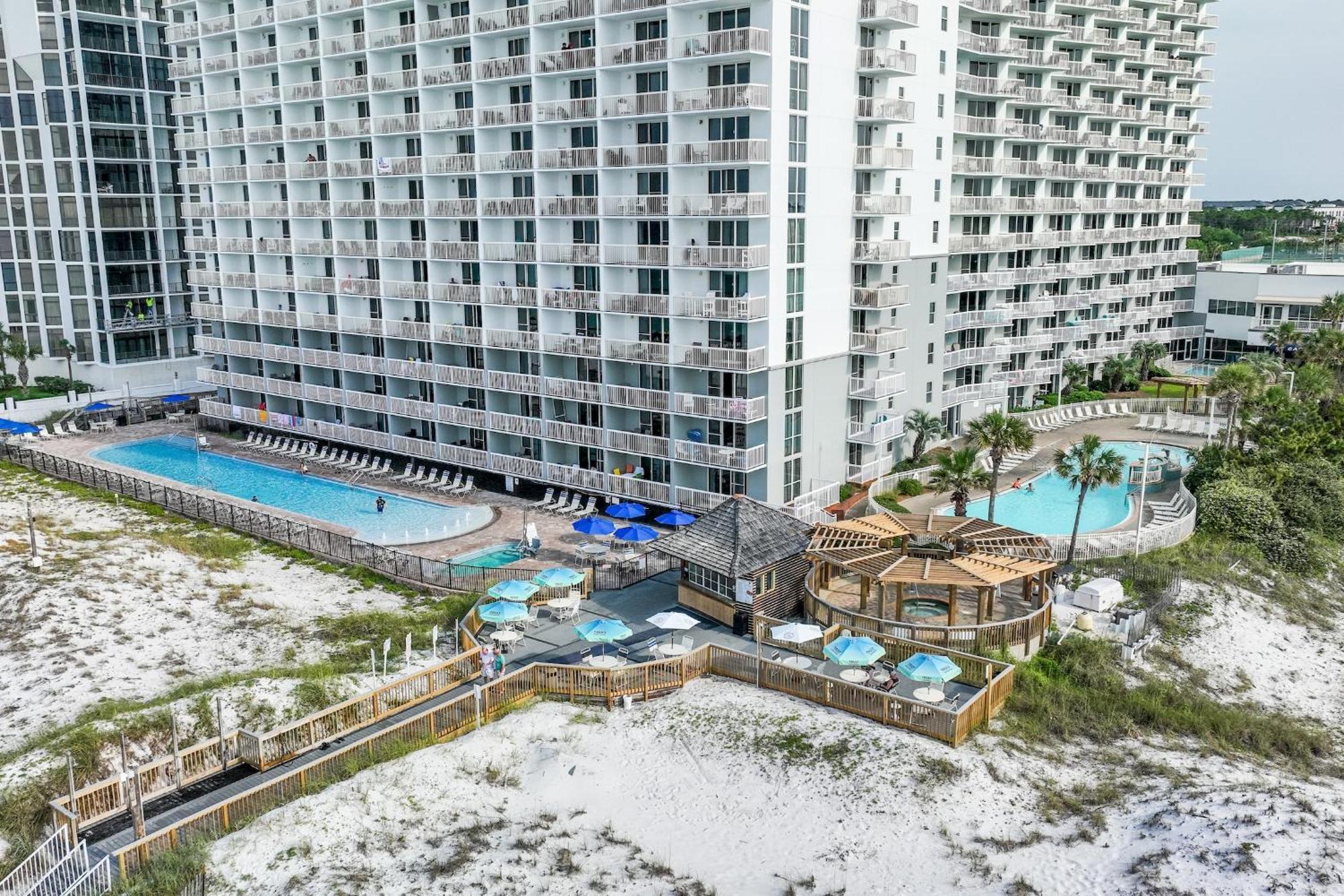 Pelican Beach Resort Destin Bagian luar foto