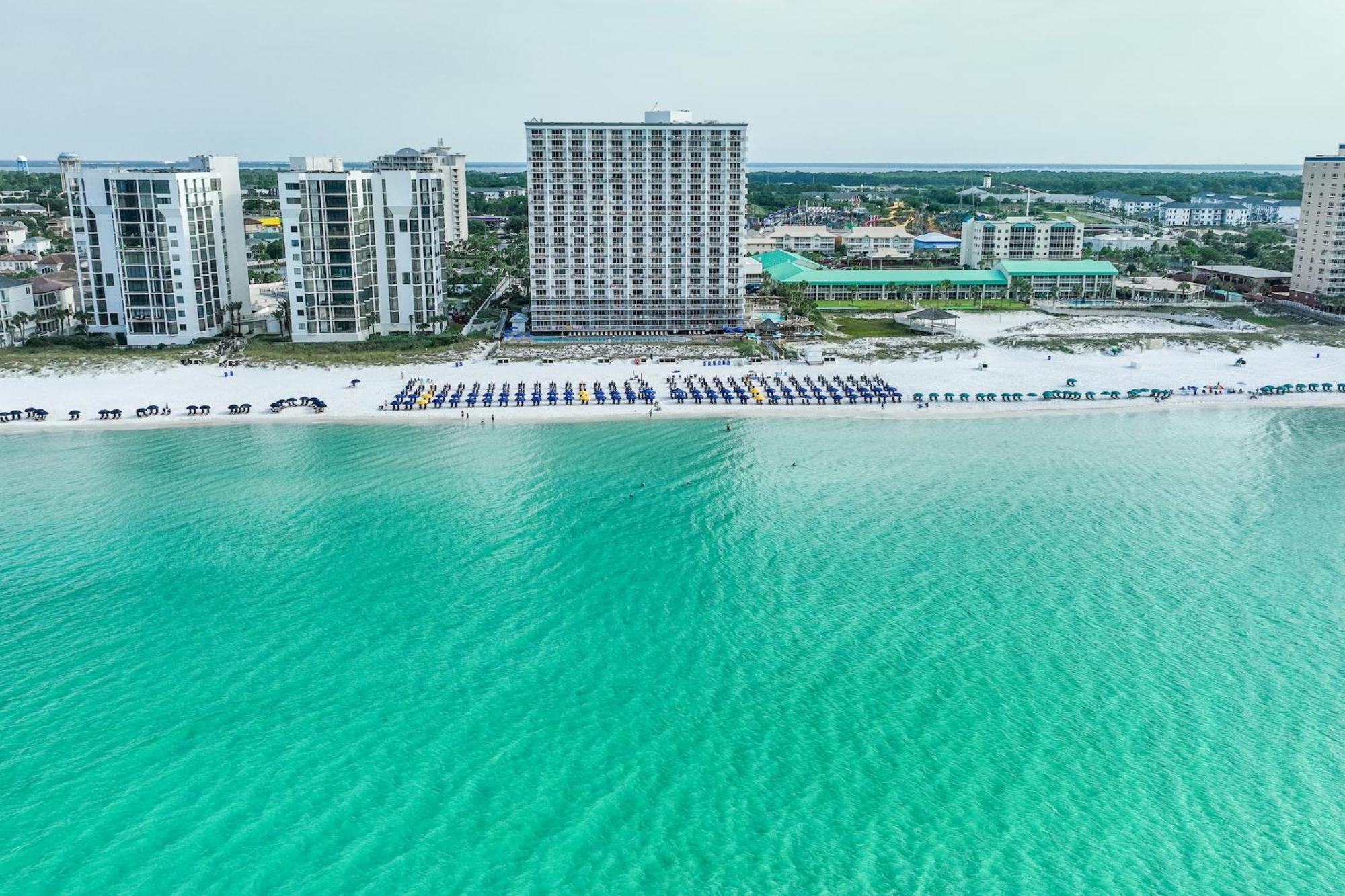 Pelican Beach Resort Destin Bagian luar foto