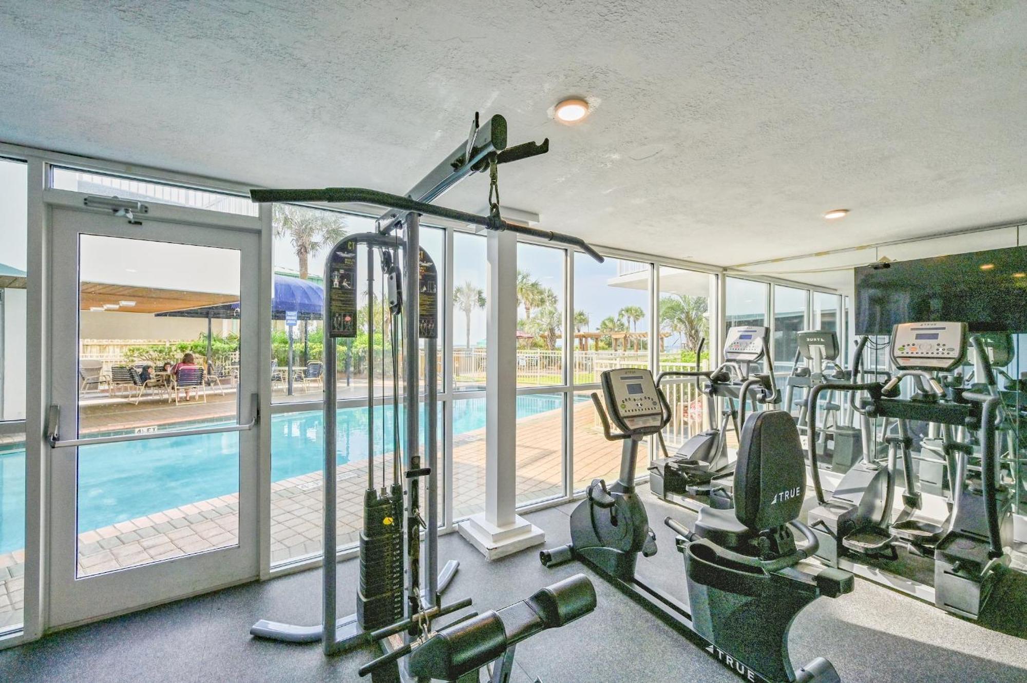 Pelican Beach Resort Destin Bagian luar foto