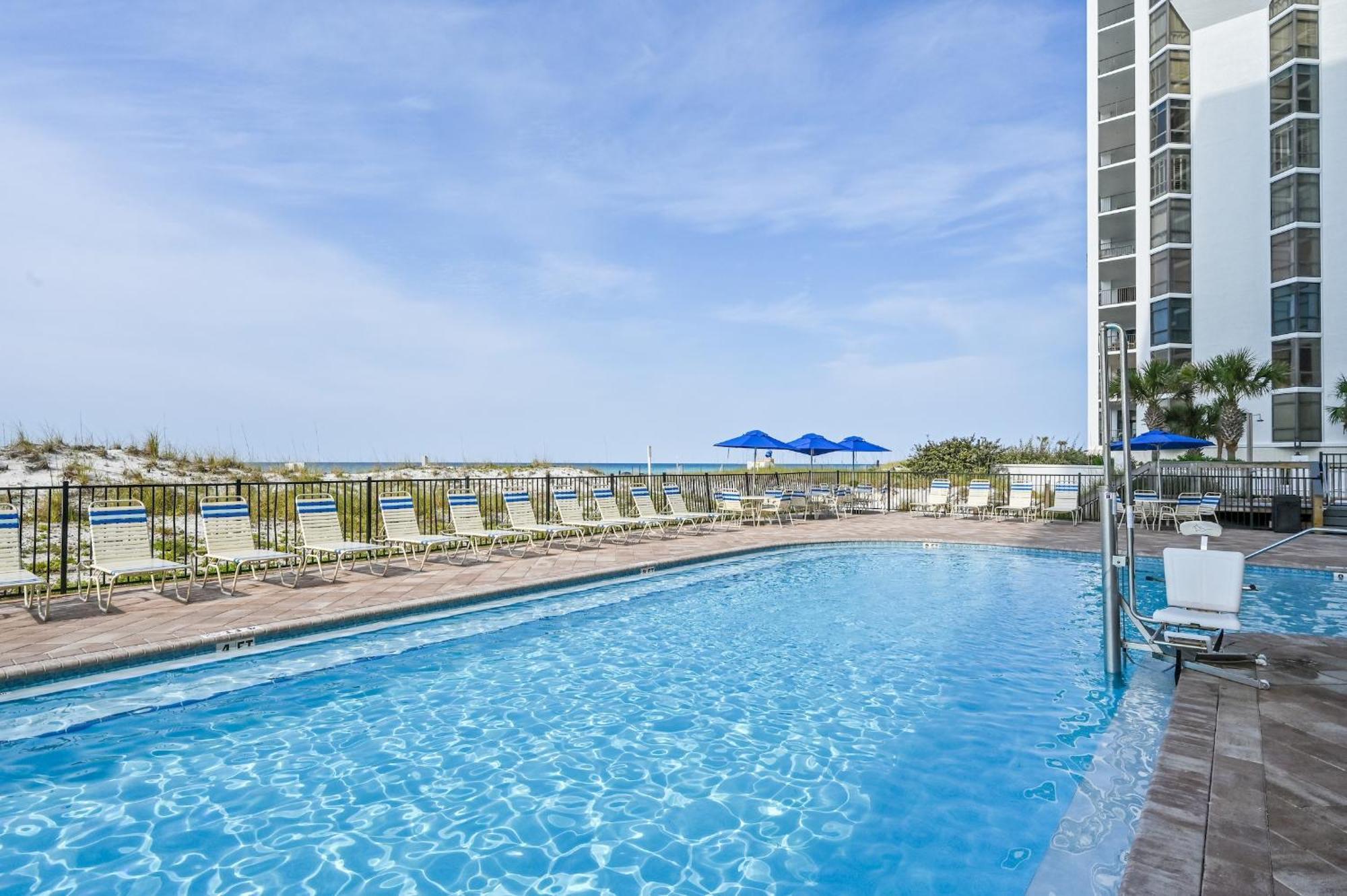 Pelican Beach Resort Destin Bagian luar foto